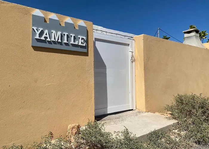 בית נופש Casa Yamile טרחלחו